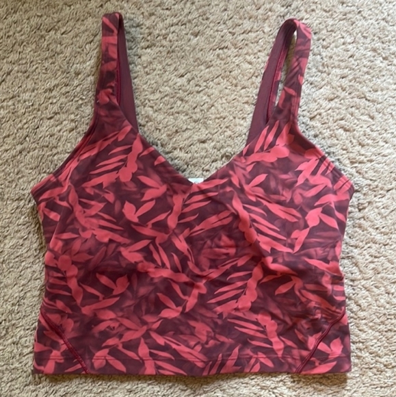 Size 8 align top - Picture 2 of 2